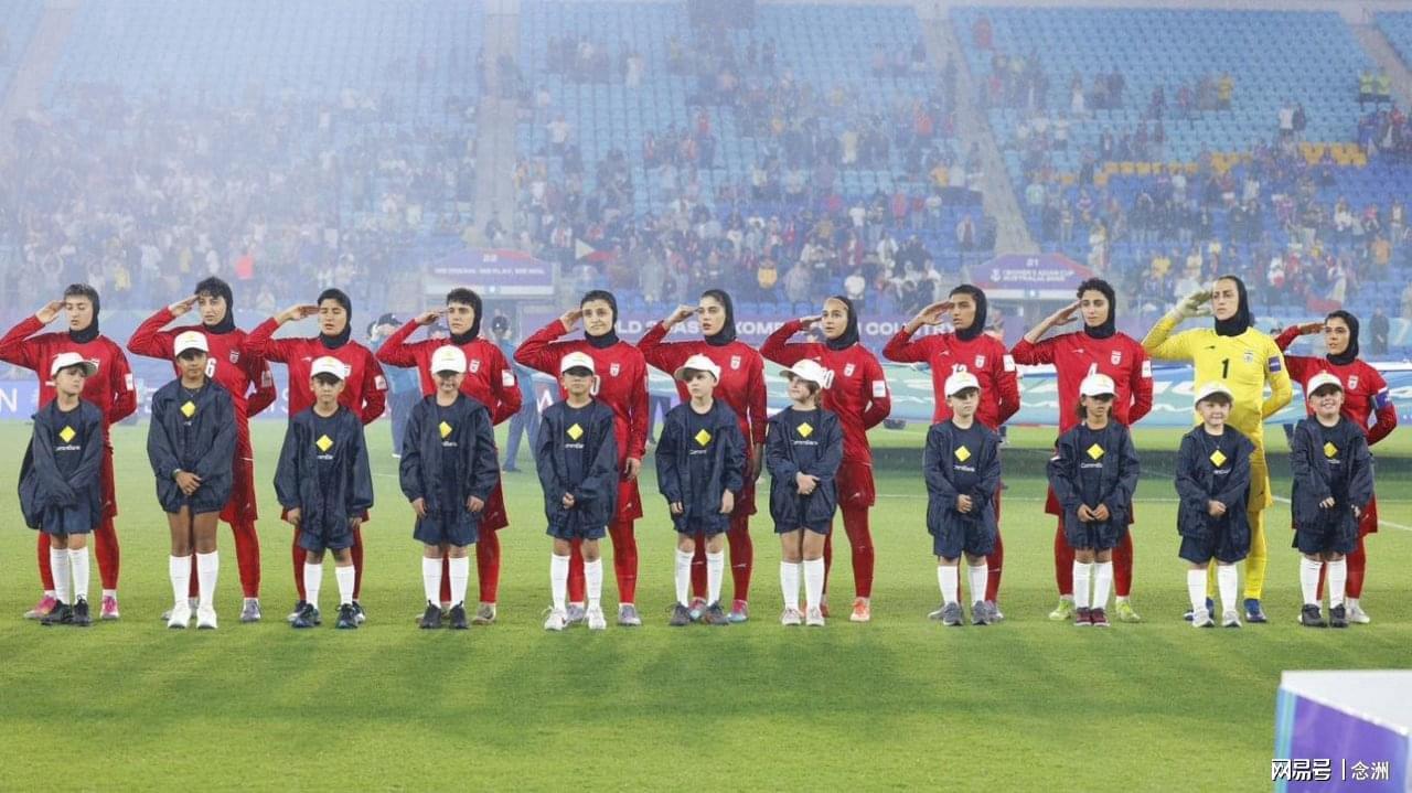 免费足球比赛-伊朗女足被监视！特工身份疑曝光 球迷报警：他威胁要杀害我们